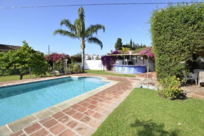 Maravillosa villa privada con piscina y gran jardín, Velilla-Taramay